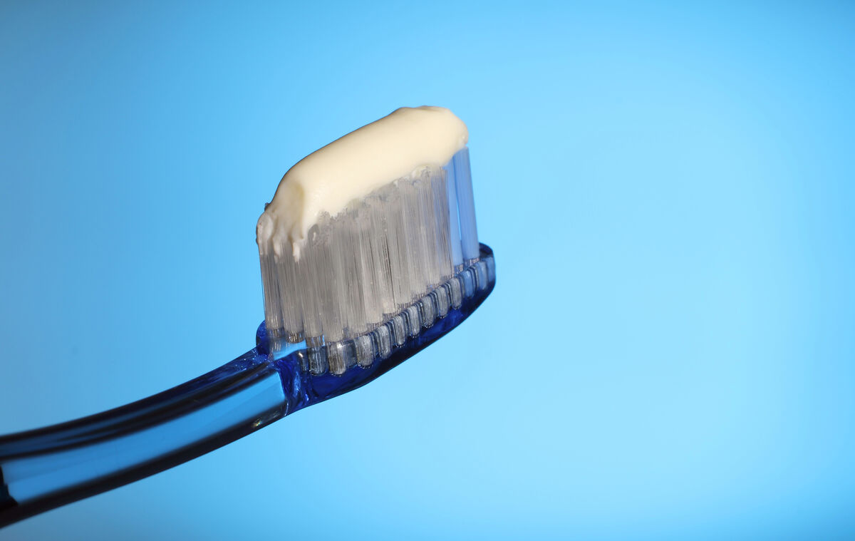 Comment bien choisir un dentifrice sans fluor ?