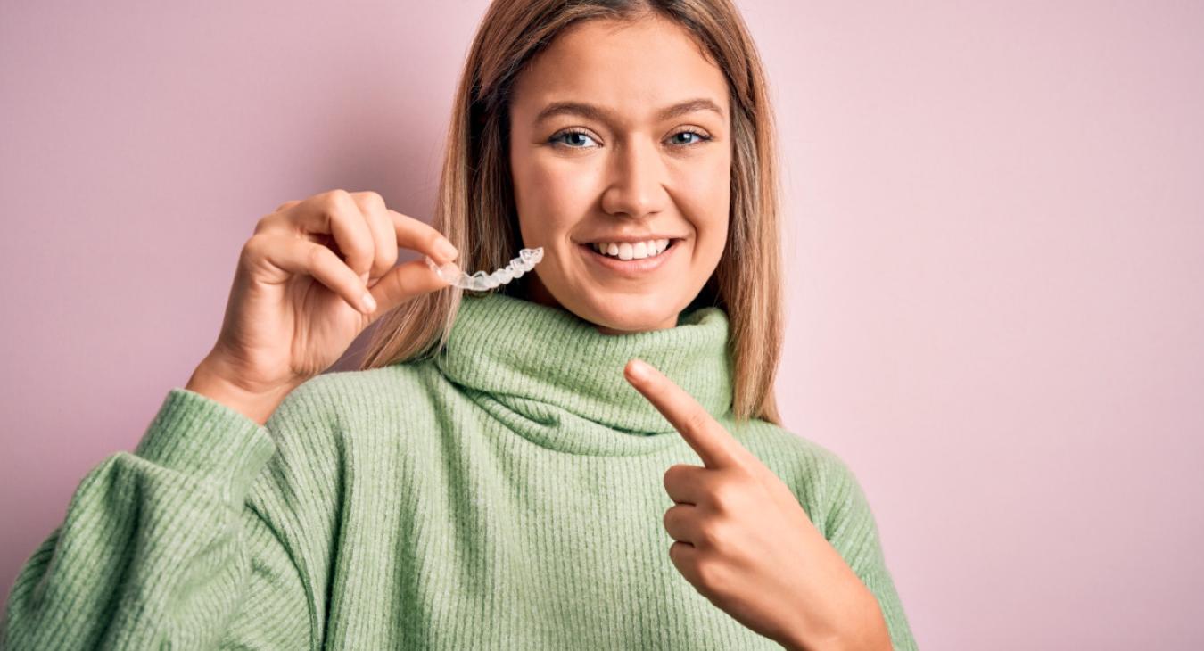 Invisalign avant/après 6 mois de traitement