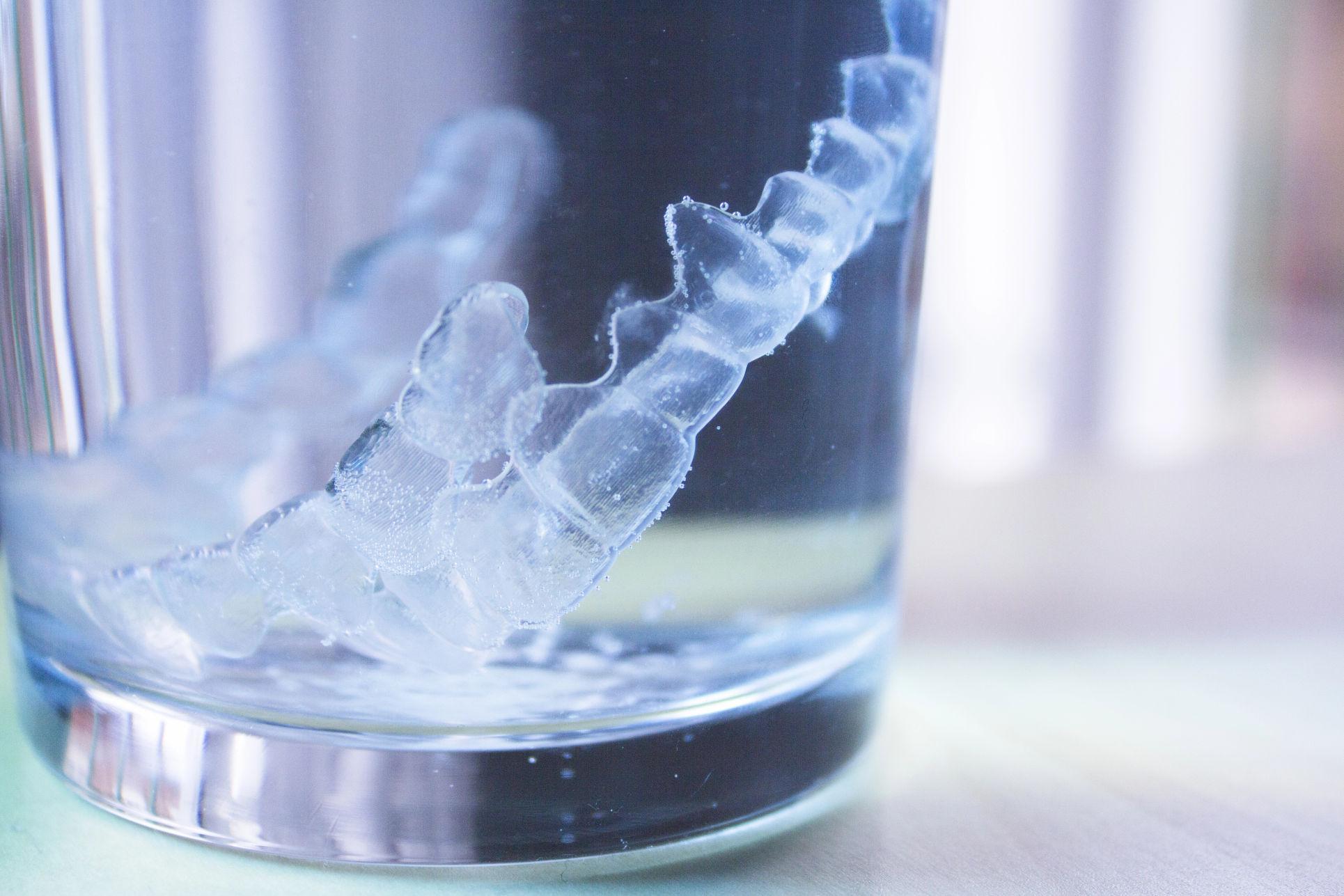 Nettoyage Aligneurs Invisalign